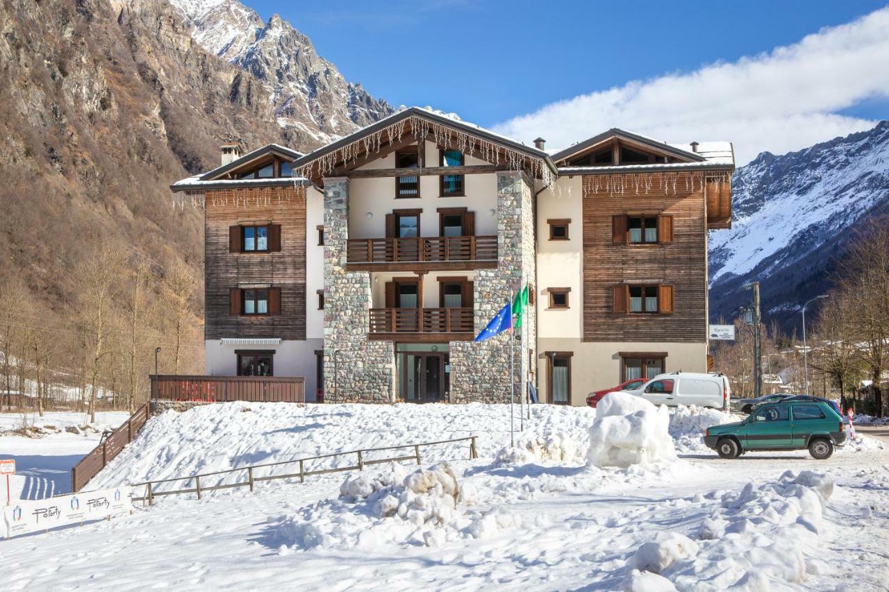 Ostello Casa Corti Valbondione Exterior foto
